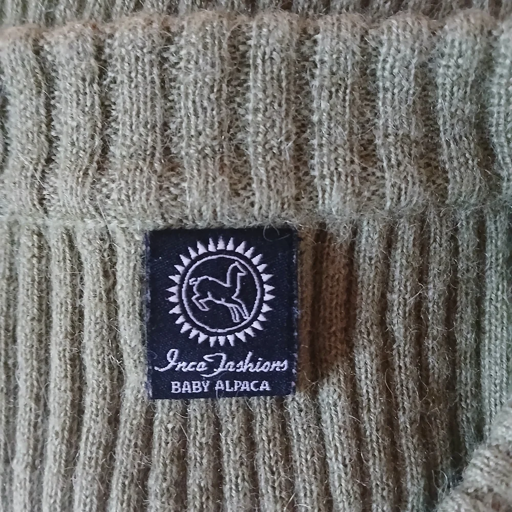 Inca Fashions Olive Ribbed Laced V Neck Baby Alpaca Sweater Small